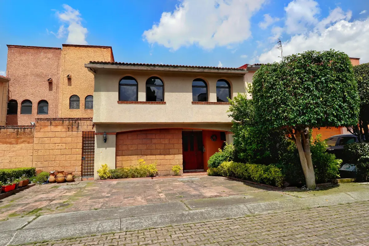 Casa en venta en San Andres Totoltepec, Tlalpan — foto 1 de 46