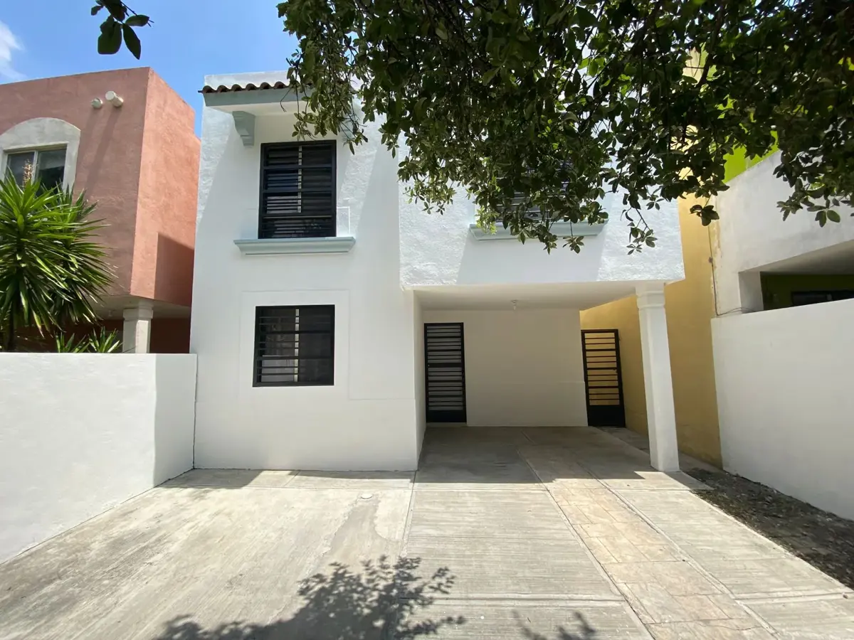 Casa en renta en Paraje Anáhuac, General Escobedo — foto 1 de 19
