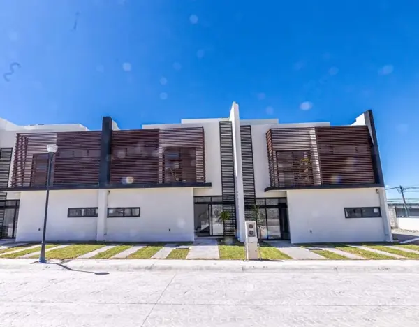 Casa en venta en Pachuquilla, Mineral de la Reforma — foto 2 de 29