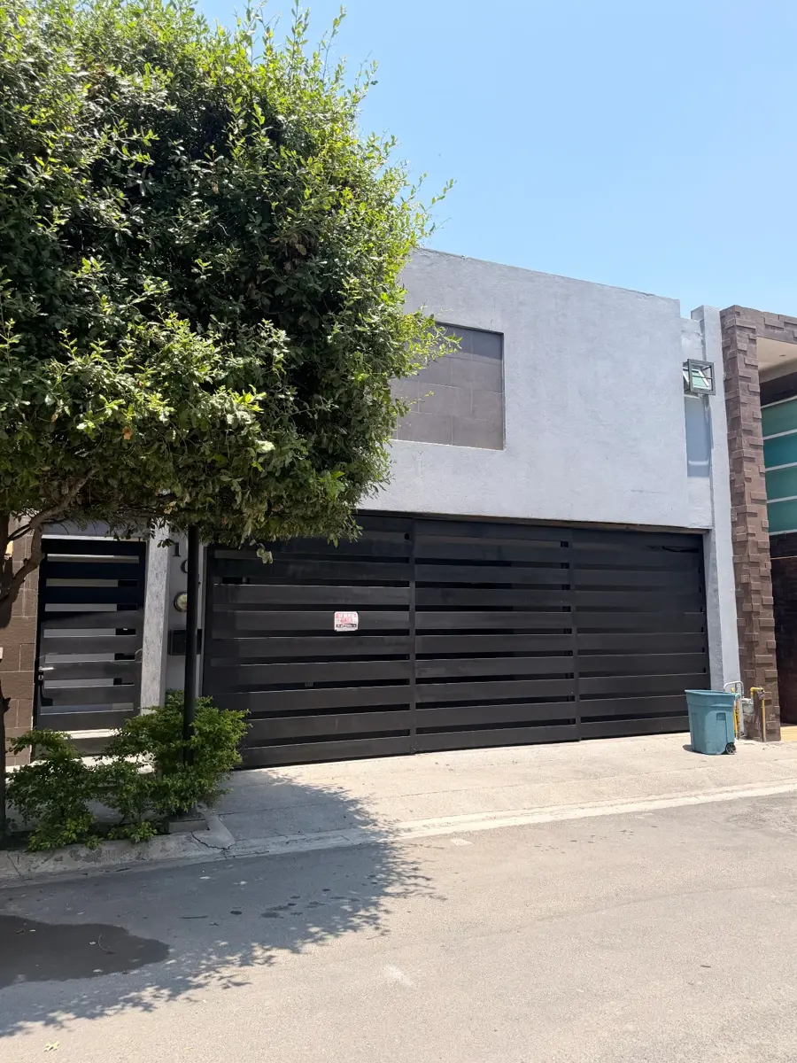 Casa en renta en Ancestra, San Nicolás de los Garza — foto 1 de 16