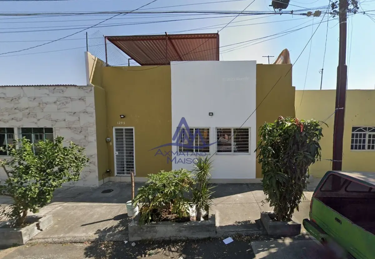 Casa en venta en Quinta Velarde, Guadalajara — foto 1 de 12