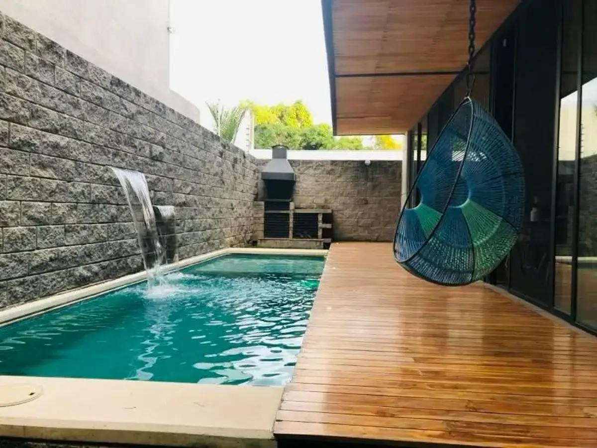 Casa en venta en Tetela del Monte, Cuernavaca — foto 1 de 27