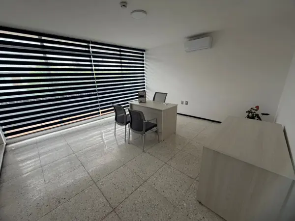 Consultorio en renta en Prados de Providencia, Guadalajara — foto 3 de 27
