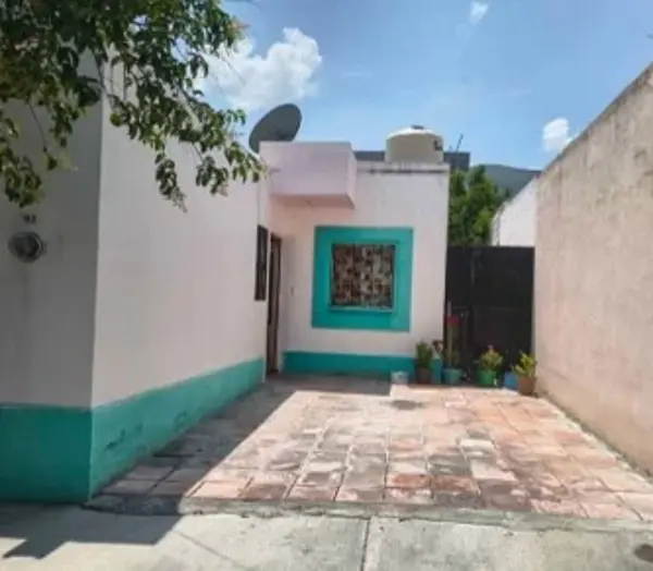 Casa en venta en Lomas Verdes, Saltillo, ubicación ideal cerca del Parque Solidaridad