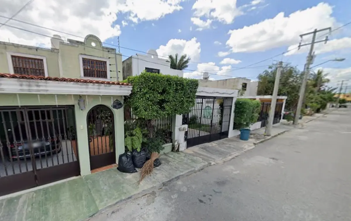 Casa en venta en Jardines del Norte, Mérida — foto 1 de 9