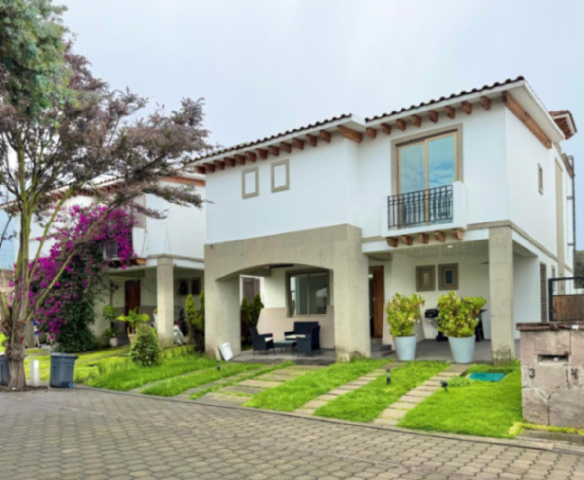 Casa en venta en Condado del Valle, Metepec — foto 1 de 19