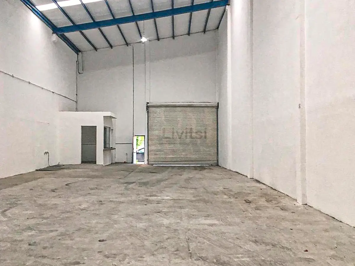 Bodega en renta en La Estanzuela Vieja, Monterrey — foto 1 de 2
