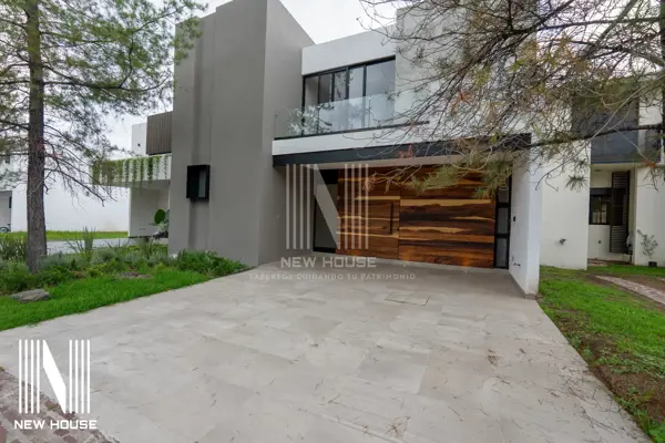 Casa en venta en La Campiña del Bosque, León — foto 3 de 48