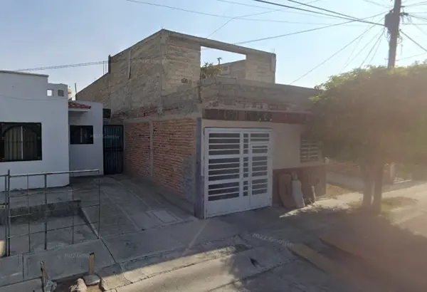 Casa en venta en Hacienda Santa Fe, Tlajomulco de Zúñiga — foto 2 de 6
