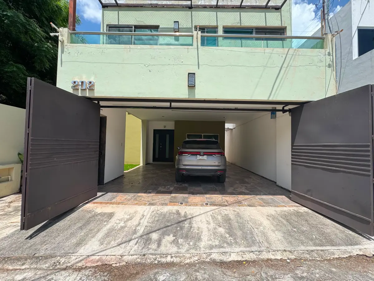 Casa en venta en Santa Maria, Mérida — foto 1 de 20