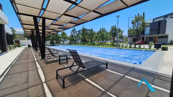 Casa en venta en Valle Imperial, Zapopan — foto 2 de 24