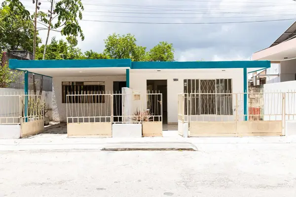 CASA EN VENTA EN GARCIA GINERES