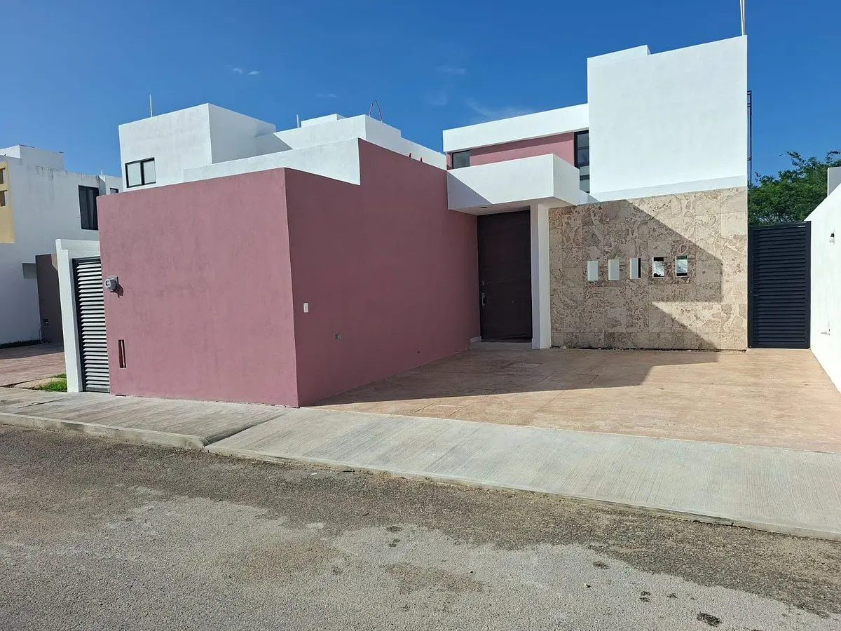 Casa en venta en Conkal, Conkal — foto 1 de 19
