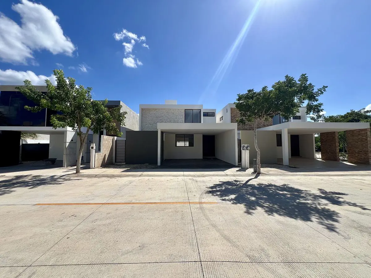 Casa en venta en Conkal, Conkal — foto 1 de 23