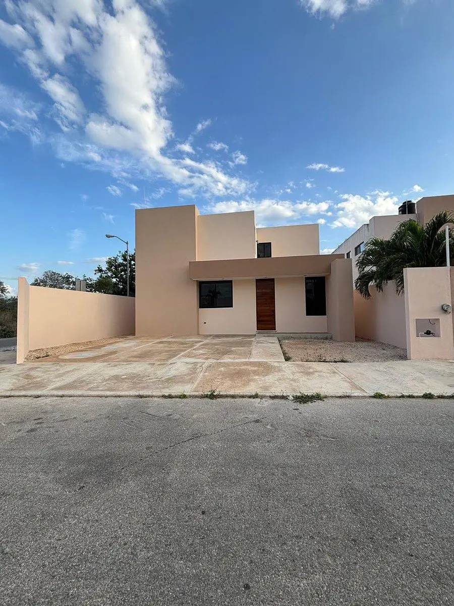 Casa en venta en Real Montejo, Mérida — foto 1 de 14