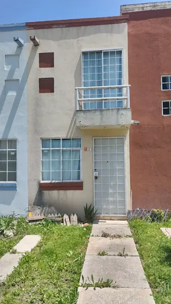 CASA EN FRACCIONAMIENTO