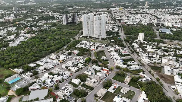 Terreno en venta en Altabrisa, Mérida — foto 3 de 5