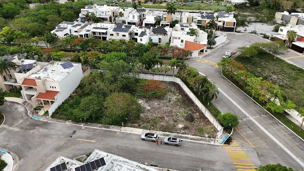 Terreno en venta en Altabrisa, Mérida — foto 1 de 5