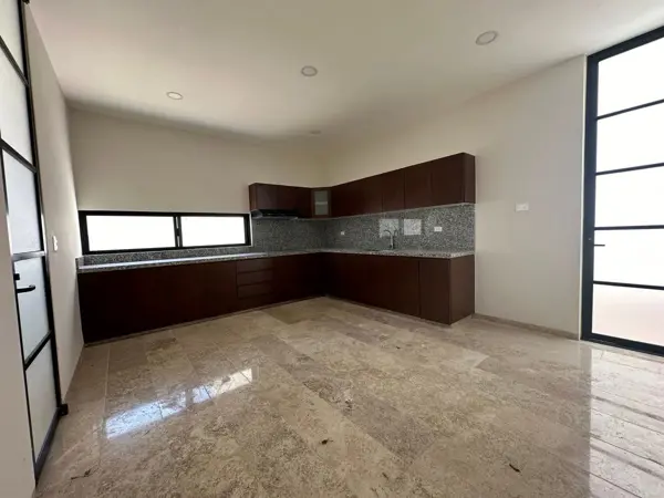 Casa en venta en Tixcuytun, Mérida — foto 3 de 20