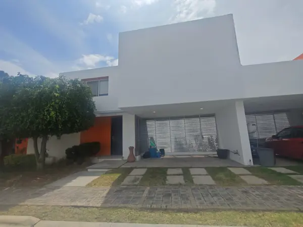 Casa en renta en Lomas de Angelópolis II, San Andrés Cholula — foto 2 de 25