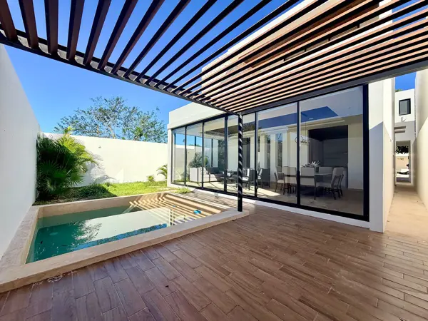 Casa en venta en Temozon Norte, Mérida — foto 2 de 32