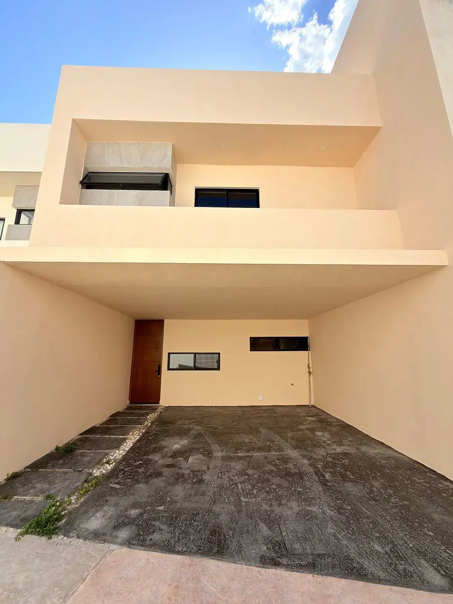 Casa en venta en Temozon Norte, Mérida — foto 1 de 25