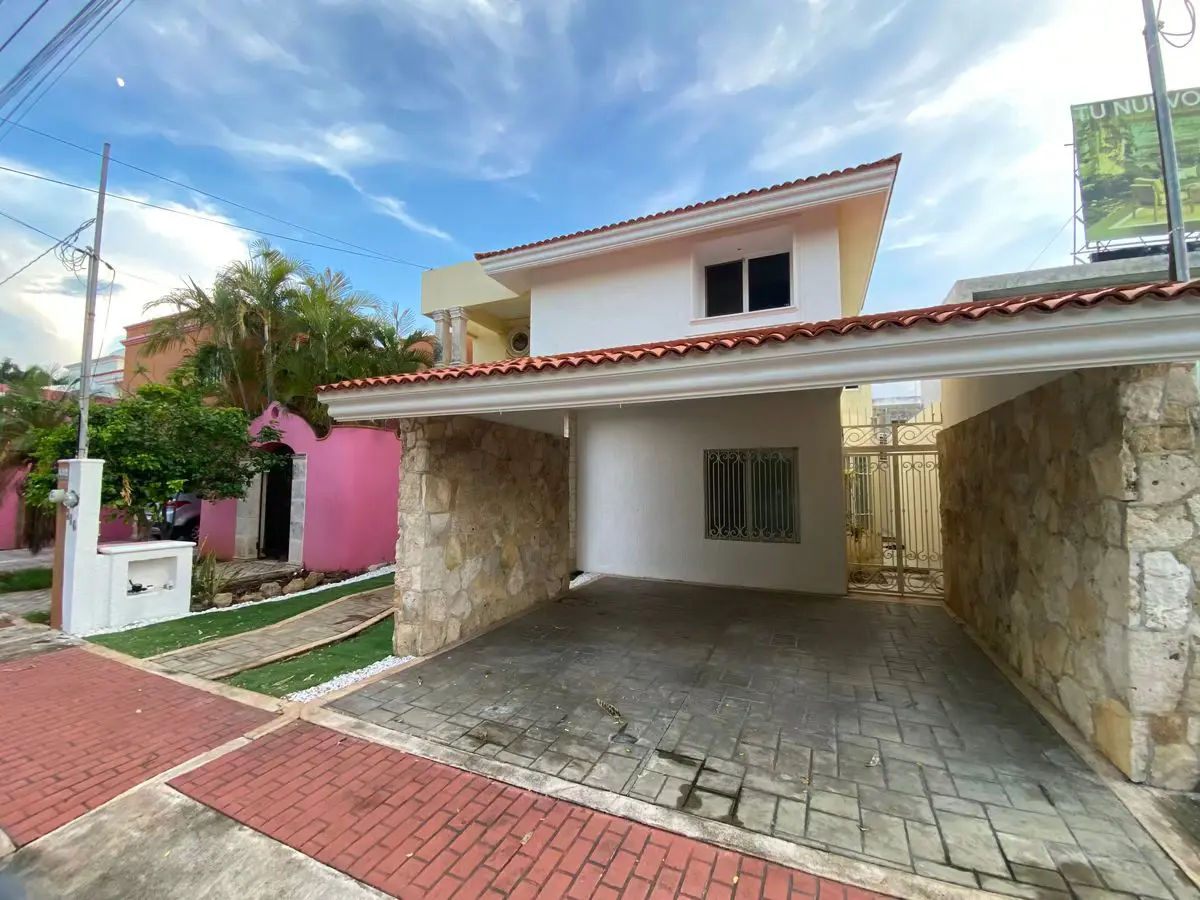 Casa en venta en Monterreal, Mérida — foto 1 de 29