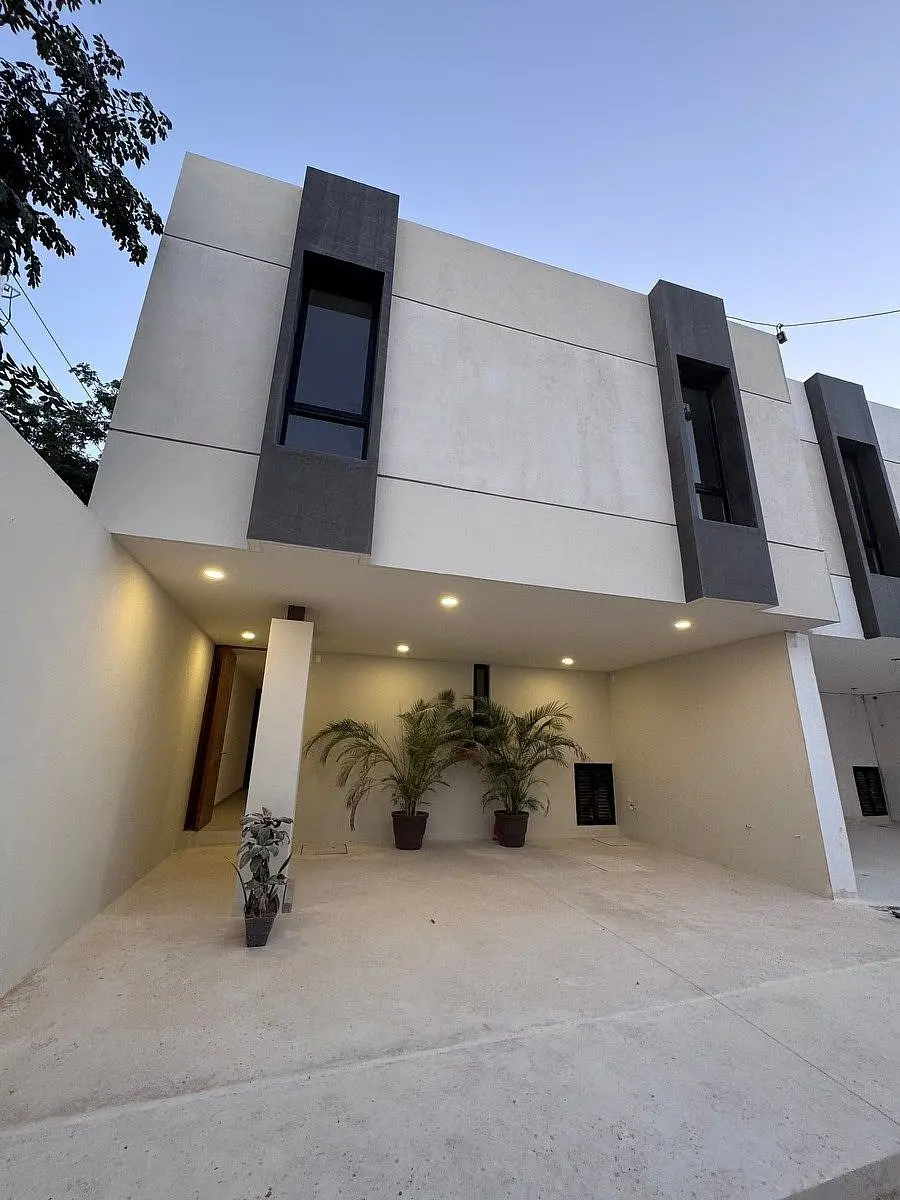 Casa en venta en San Juan Bautista, Mérida — foto 1 de 14