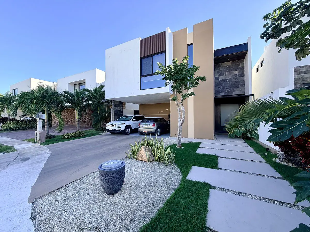 Casa en venta en Cholul, Mérida — foto 1 de 28