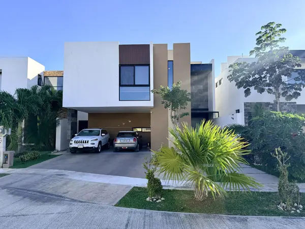 Casa en venta en Cholul, Mérida — foto 2 de 28
