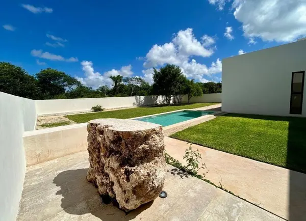 Casa en Venta con Extenso Terreno I Alberca