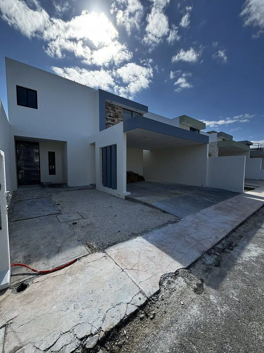 Casa en venta en Conkal, Conkal — foto 1 de 13