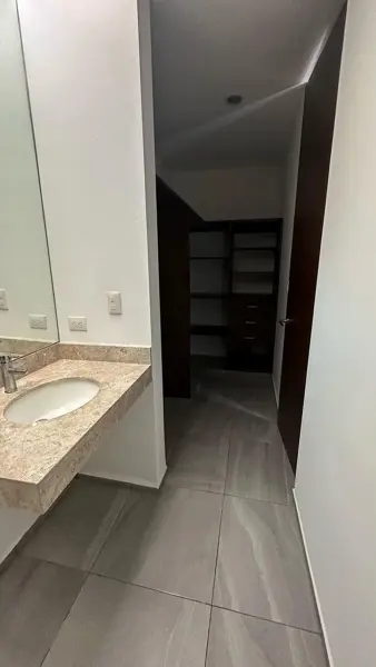 Casa en venta en San Antonio Cinta, Mérida — foto 2 de 11