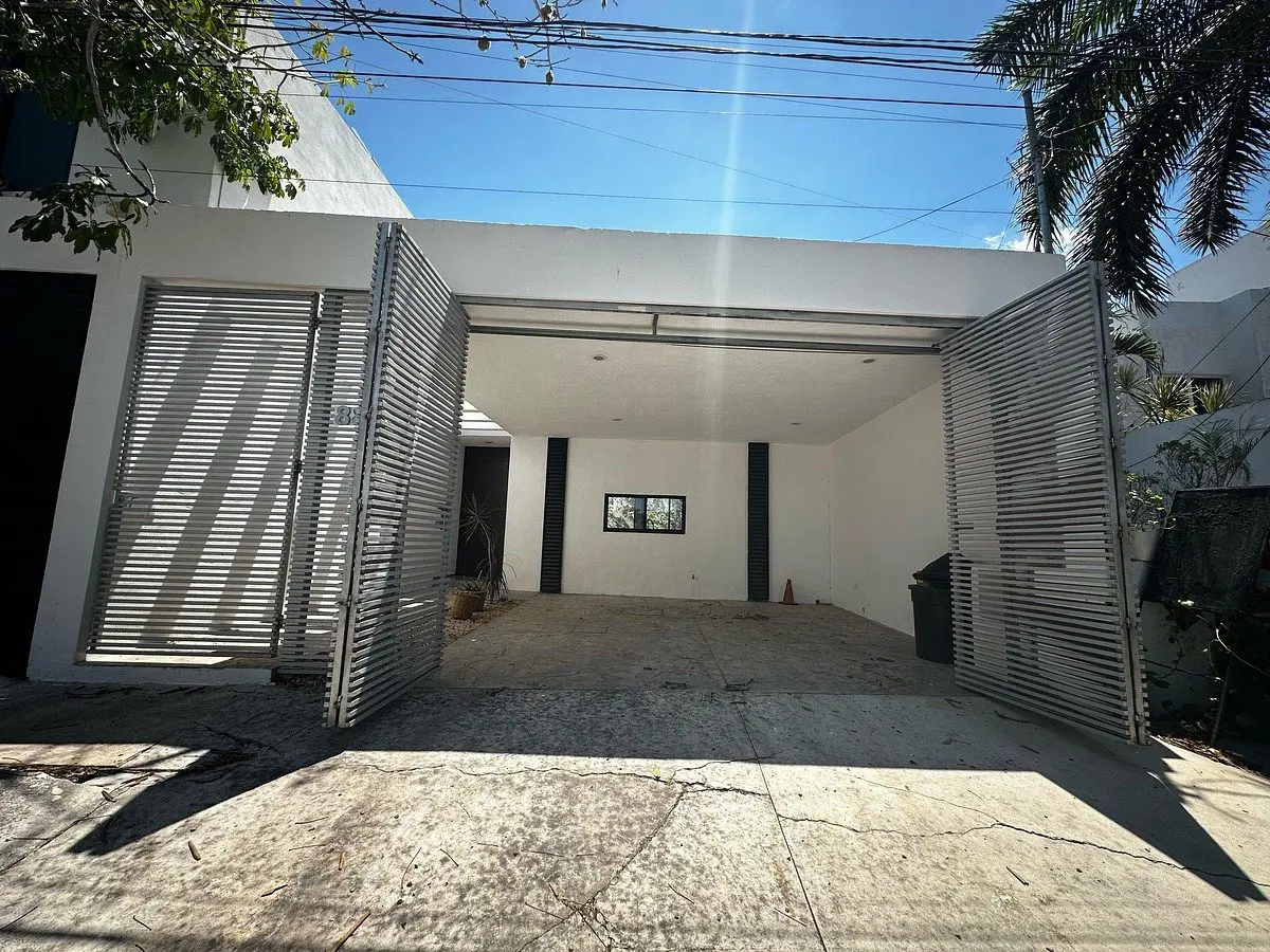 Casa en venta en San Antonio Cinta, Mérida — foto 1 de 11