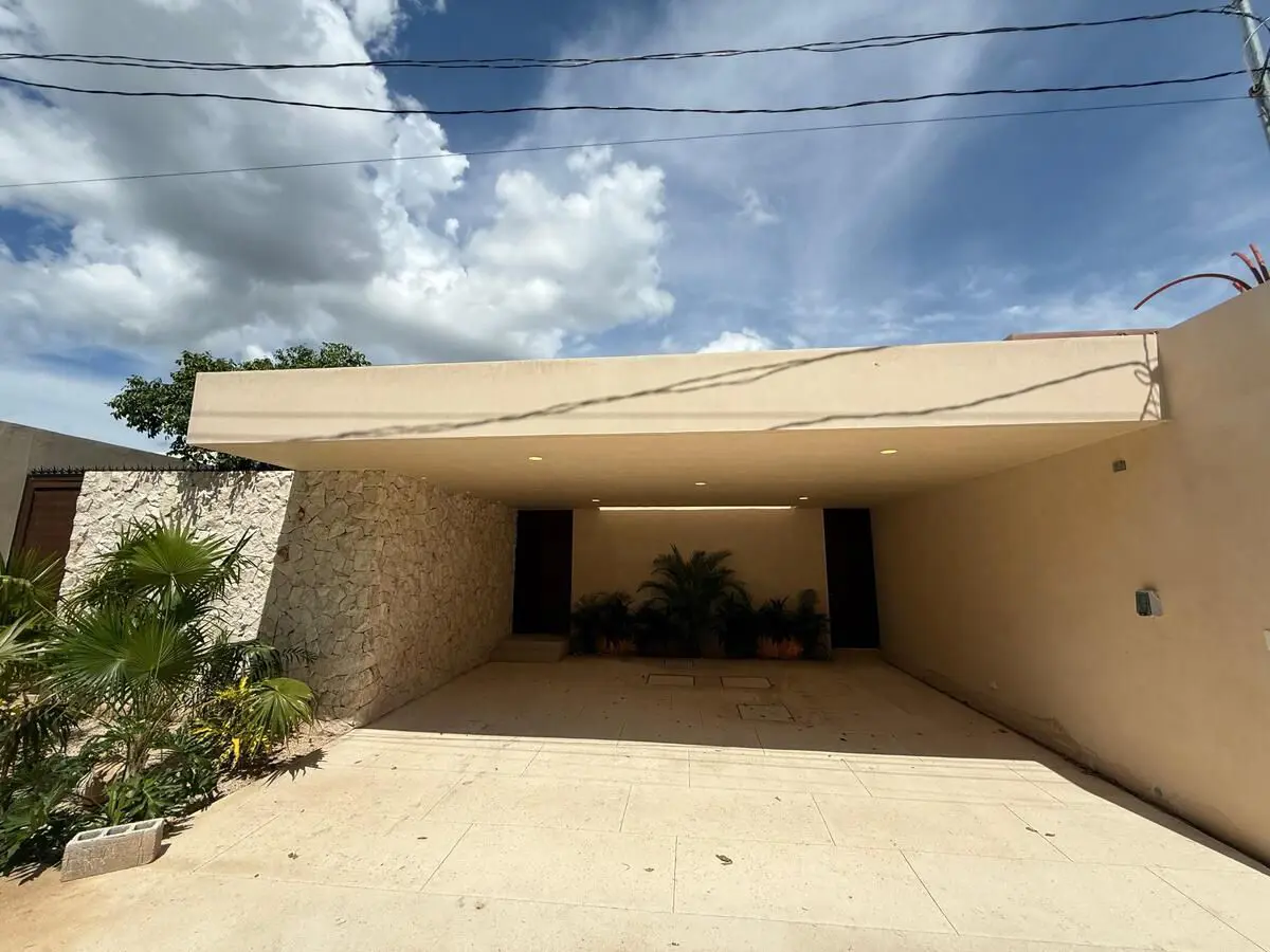Casa en venta en Cholul, Mérida — foto 1 de 12