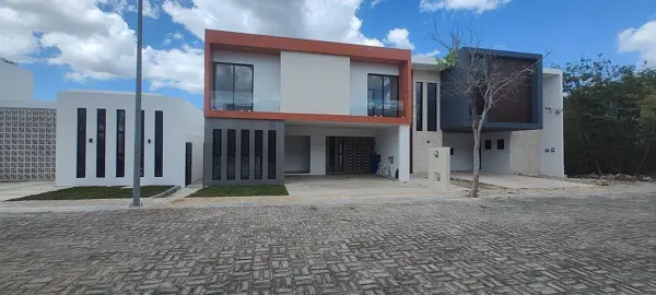 Casa en venta en Temozon Norte, Mérida — foto 2 de 25