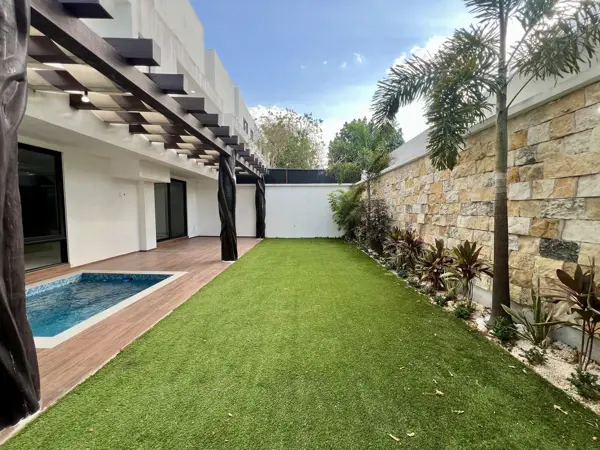 Casa en venta en Temozon Norte, Mérida — foto 2 de 20