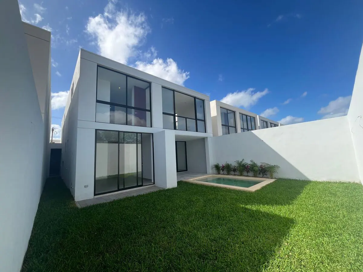 Casa en venta en Temozon, Temozón — foto 1 de 15