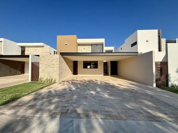 Casa en Privada|cholul| 4 Rec| Piscina| Amenidades