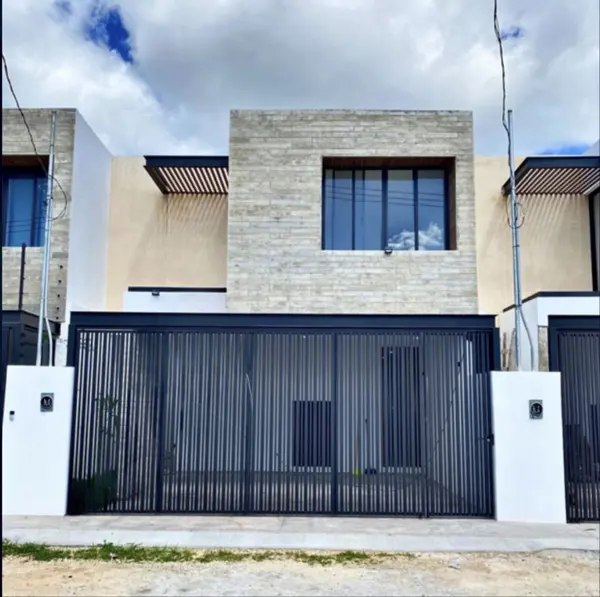 Casa en venta en Temozon Norte, Mérida — foto 2 de 46