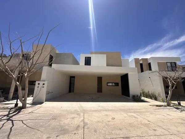 Venta de Casa en Privada de Temozon Norte