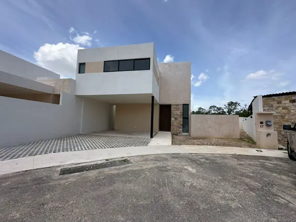 Venta de Casa en Resicencial Conkal Entrega Inmediata