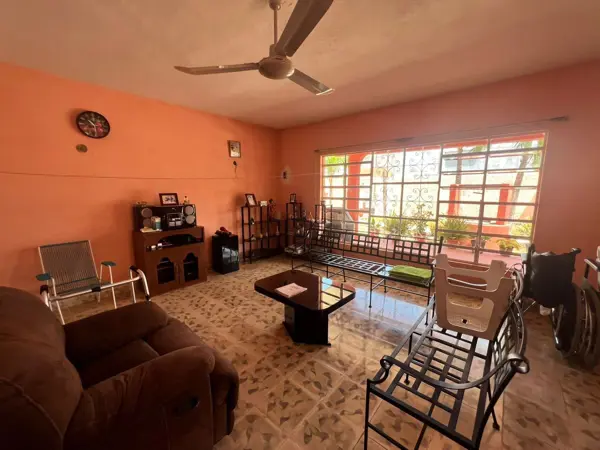 Casa en venta en Leandro Valle, Mérida — foto 2 de 10