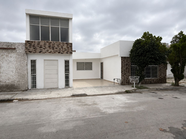 Casa en Venta en Fraccionamiento La Fuente en Torreón, Coahuila Casa en Venta en Fraccionamiento La Fuente en Torreón, Coahuila