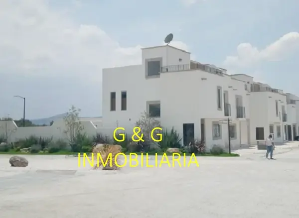Casa en venta en Pachuquilla, Mineral de la Reforma — foto 2 de 25