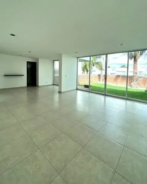 Casa en venta en Gran Jardin, León — foto 3 de 10