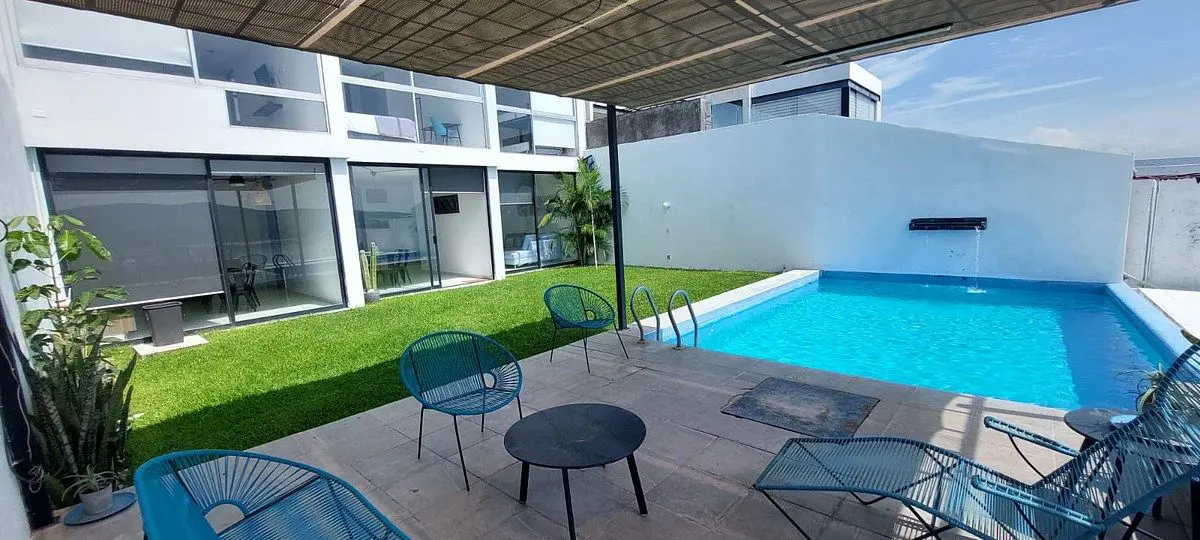 Casa en Tequesquitengo | Vista al Lago, Alberca Climatizada y Excelente Oportunidad de Inversión Casa en Tequesquitengo | Vista al Lago, Alberca Climatizada y Excelente Oportunidad de Inversión