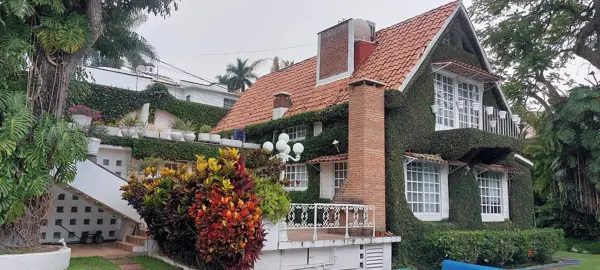 Casa en venta en Manantiales, Cuernavaca — foto 2 de 17