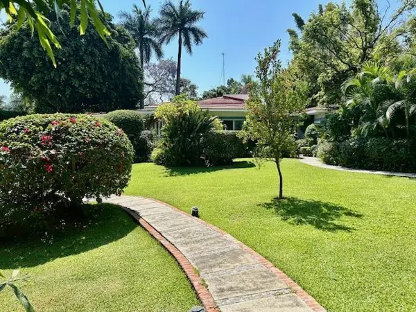 Casa en venta en Palmira, Cuernavaca — foto 2 de 25