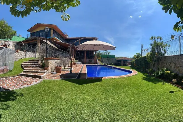 Casa en venta en Tequesquitengo, Jojutla — foto 2 de 24